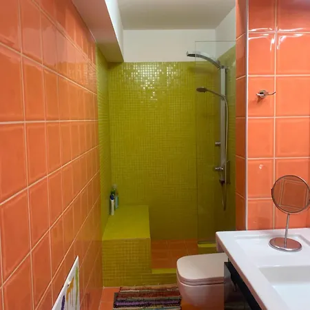 Bright Floor Apartment! Апартаменты