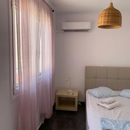 Bright Floor Apartment! Apartment